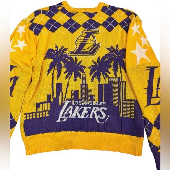 L.A. Lakers Sweater Size S NWT Officially Licensed - Picture 8 of 11